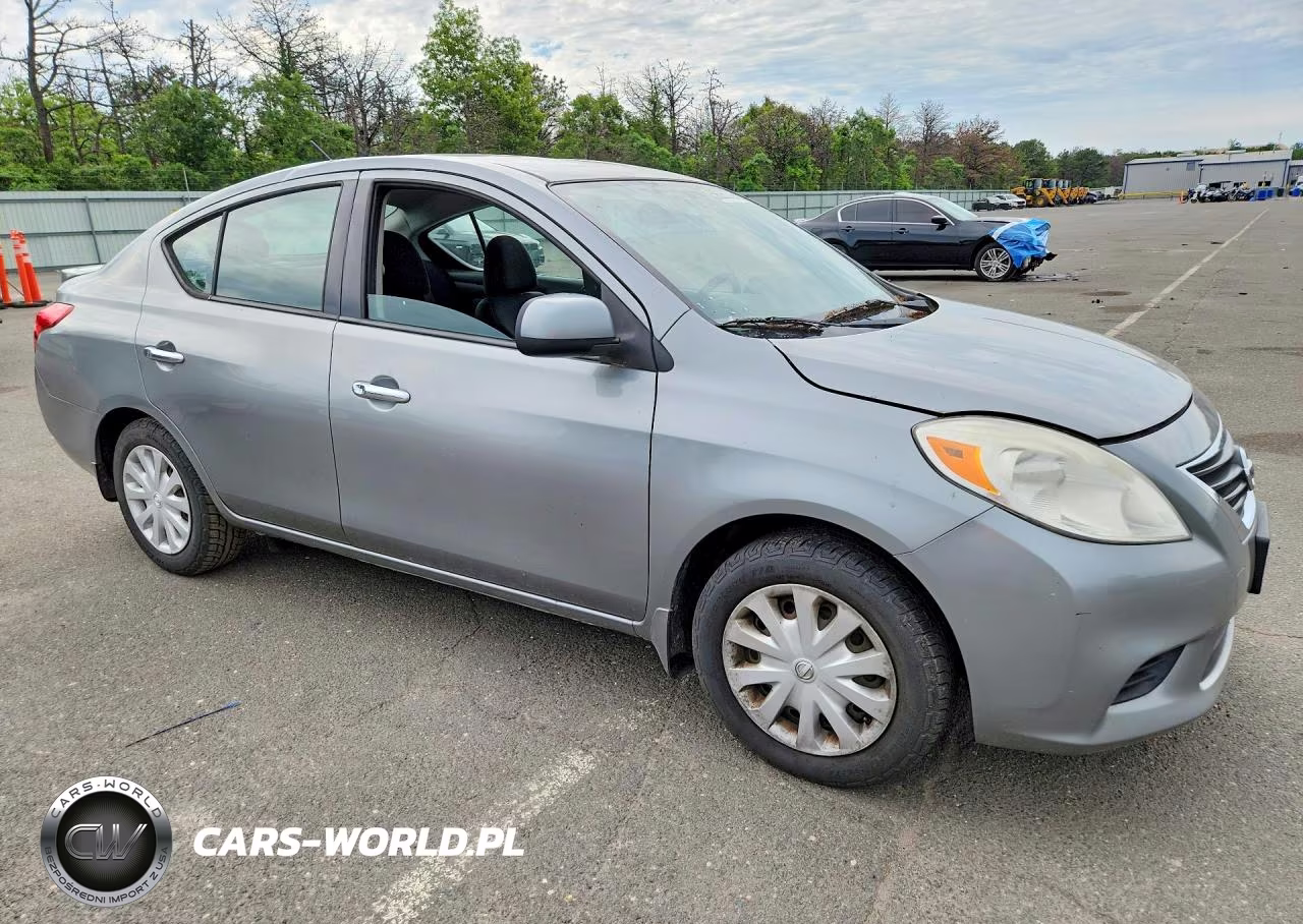 2014 Nissan Versa 1.6 S VIN:3N1CN7AP2EL819365 - 4