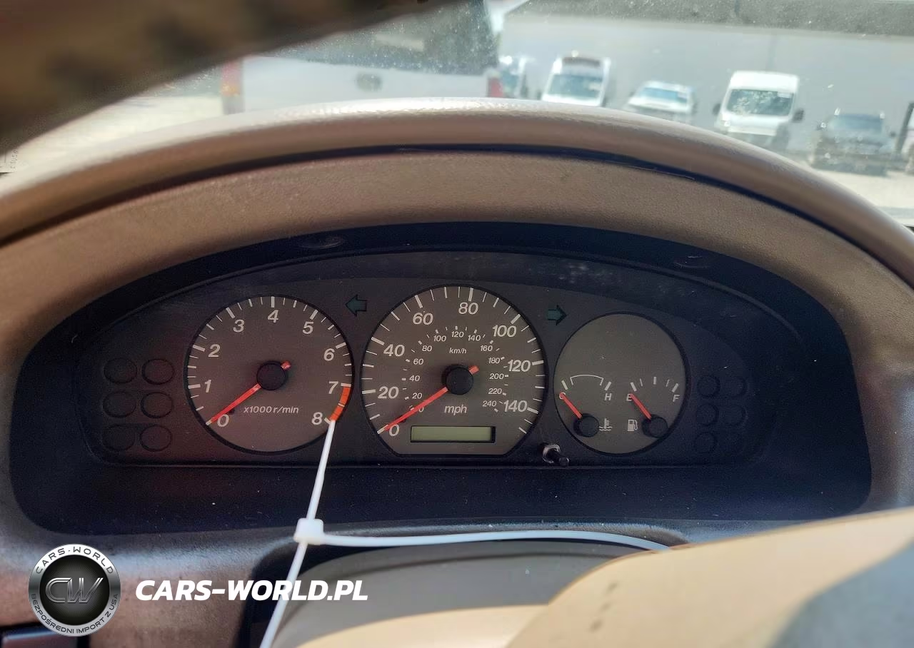 2001 Mazda 626 Es VIN:1YVGF22D815203452 - 9