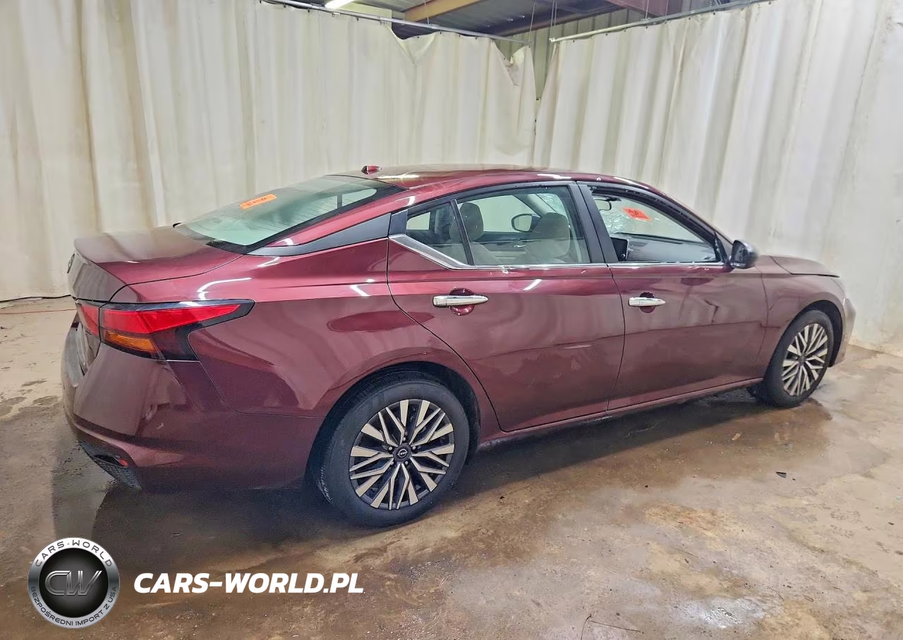2025 Nissan Altima Sv VIN:1N4BL4DV8SN402647 - 3