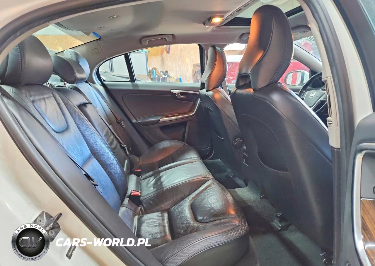 2012 Volvo S60 T5 VIN:YV1622FS9C2115580 - 10