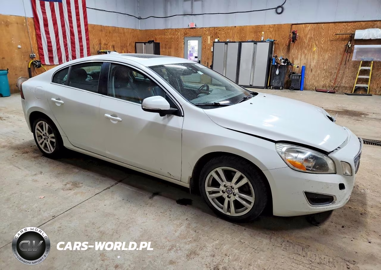 2012 Volvo S60 T5 VIN:YV1622FS9C2115580 - 4