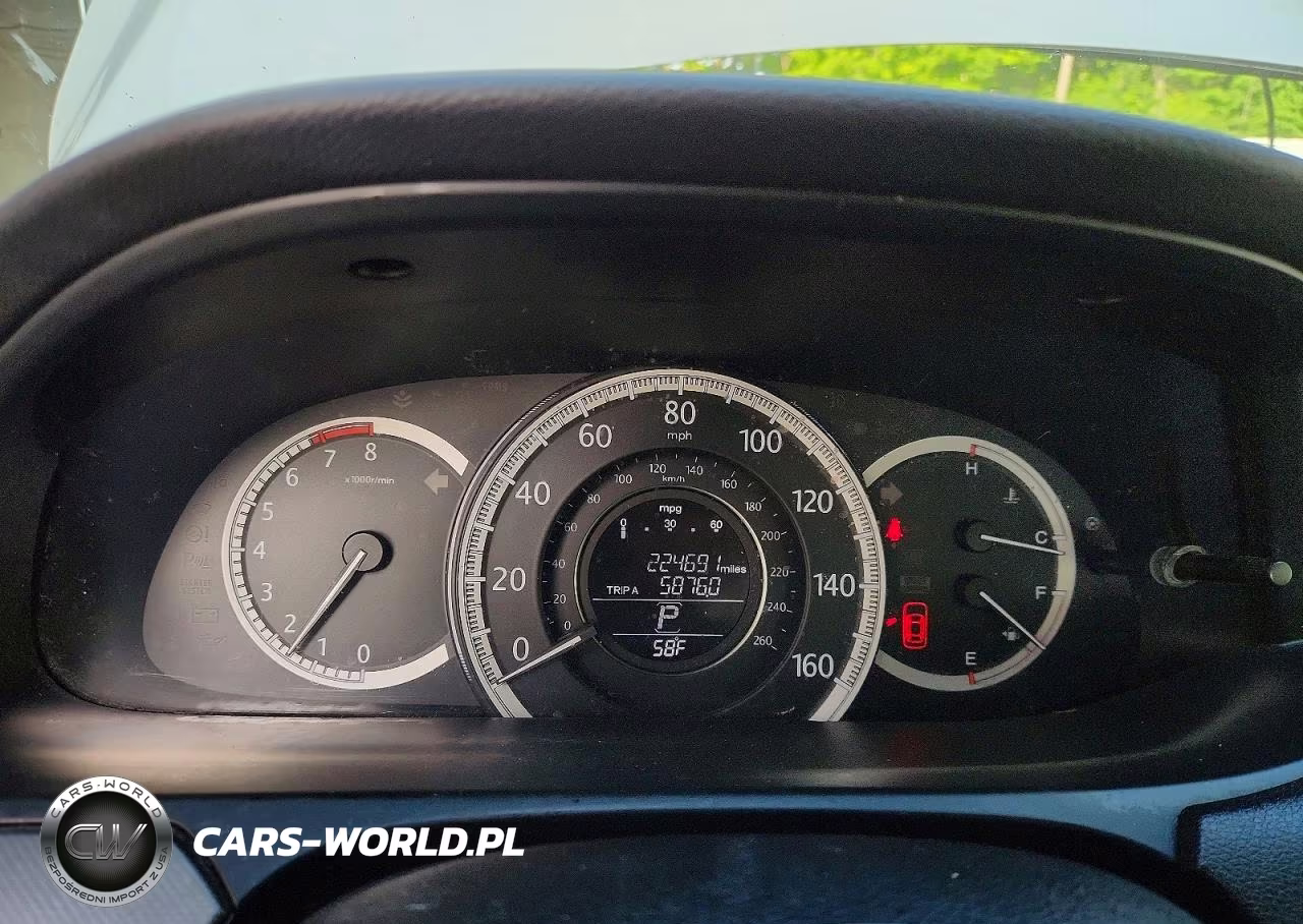 2015 Honda Accord Lx VIN:1HGCR2F31FA220705 - 9