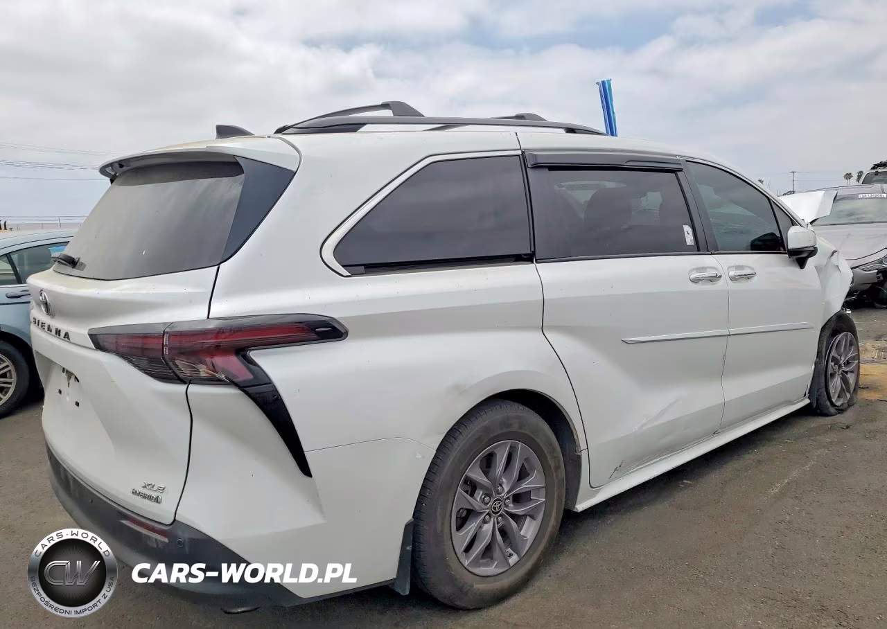 2024 Toyota Sienna Xle 7-Passenger VIN:5TDYSKFC0RS127884 - 3