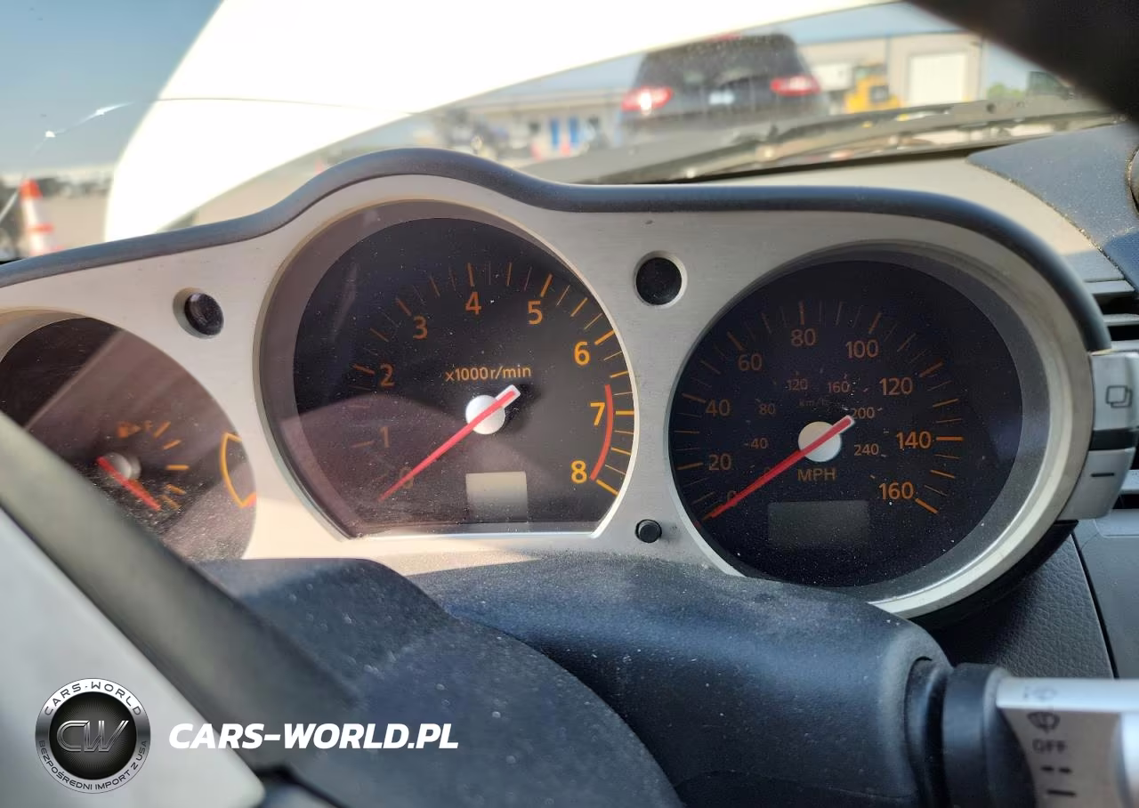 2005 Nissan 350Z Roadster VIN:JN1AZ36A45M752511 - 9