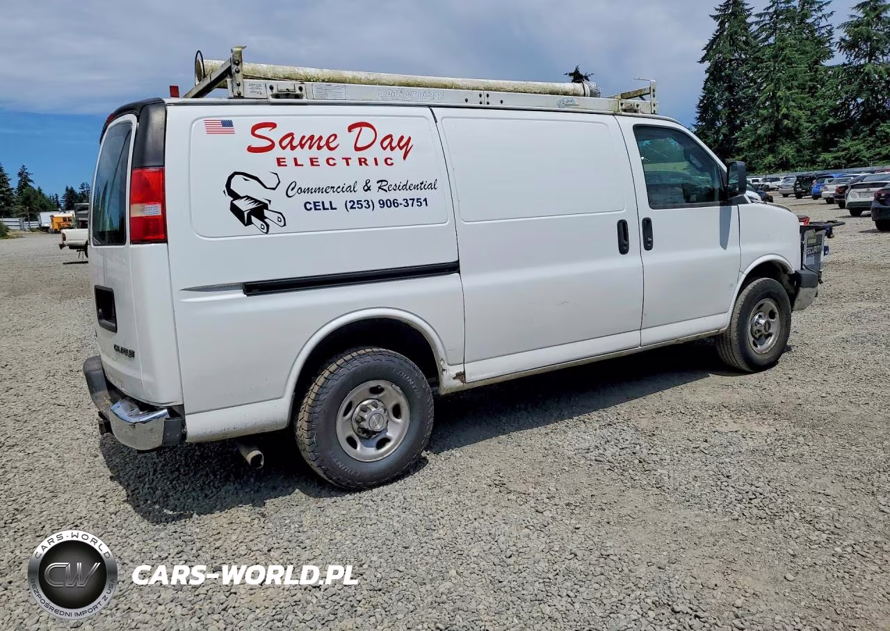 2016 Chevrolet Express G2500 VIN:1GCWGAFF3G1209941 - 3