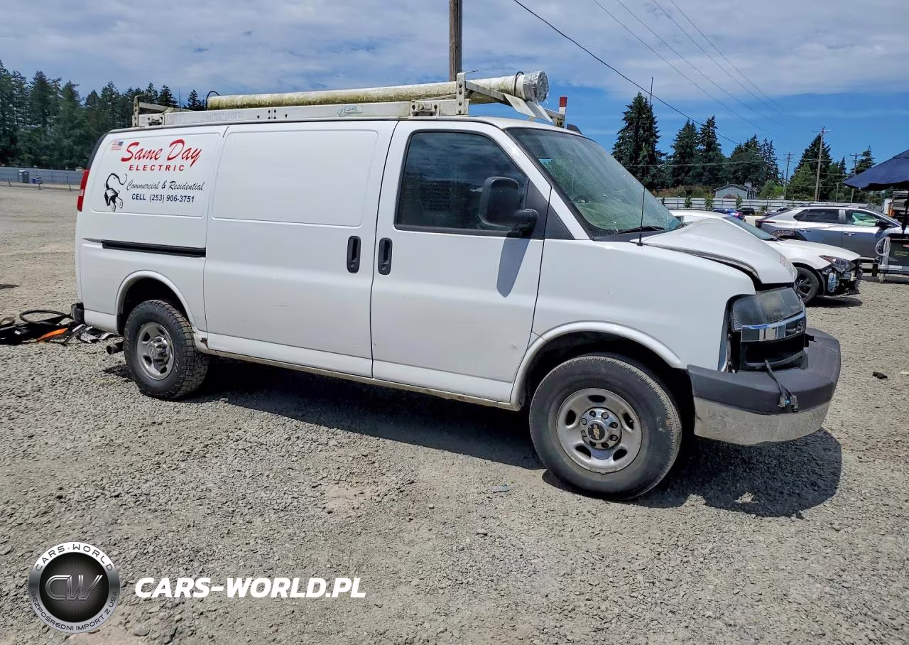 2016 Chevrolet Express G2500 VIN:1GCWGAFF3G1209941 - 4
