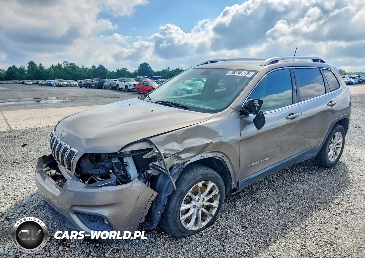 2019 Jeep Cherokee Latitude VIN:1C4PJLCB1KD396185 - 1