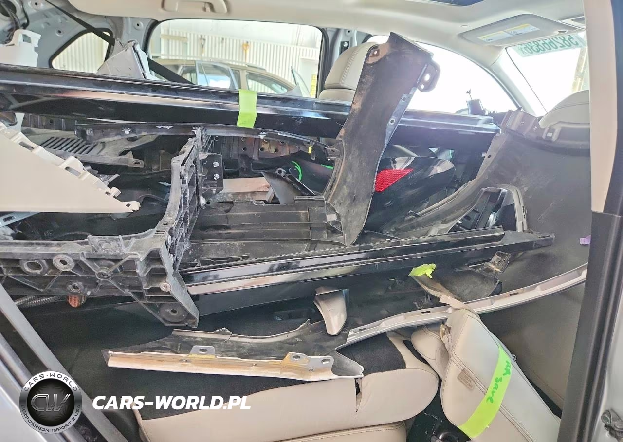 2025 Honda Hr-V Exl VIN:3CZRZ2H71SM740354 - 10