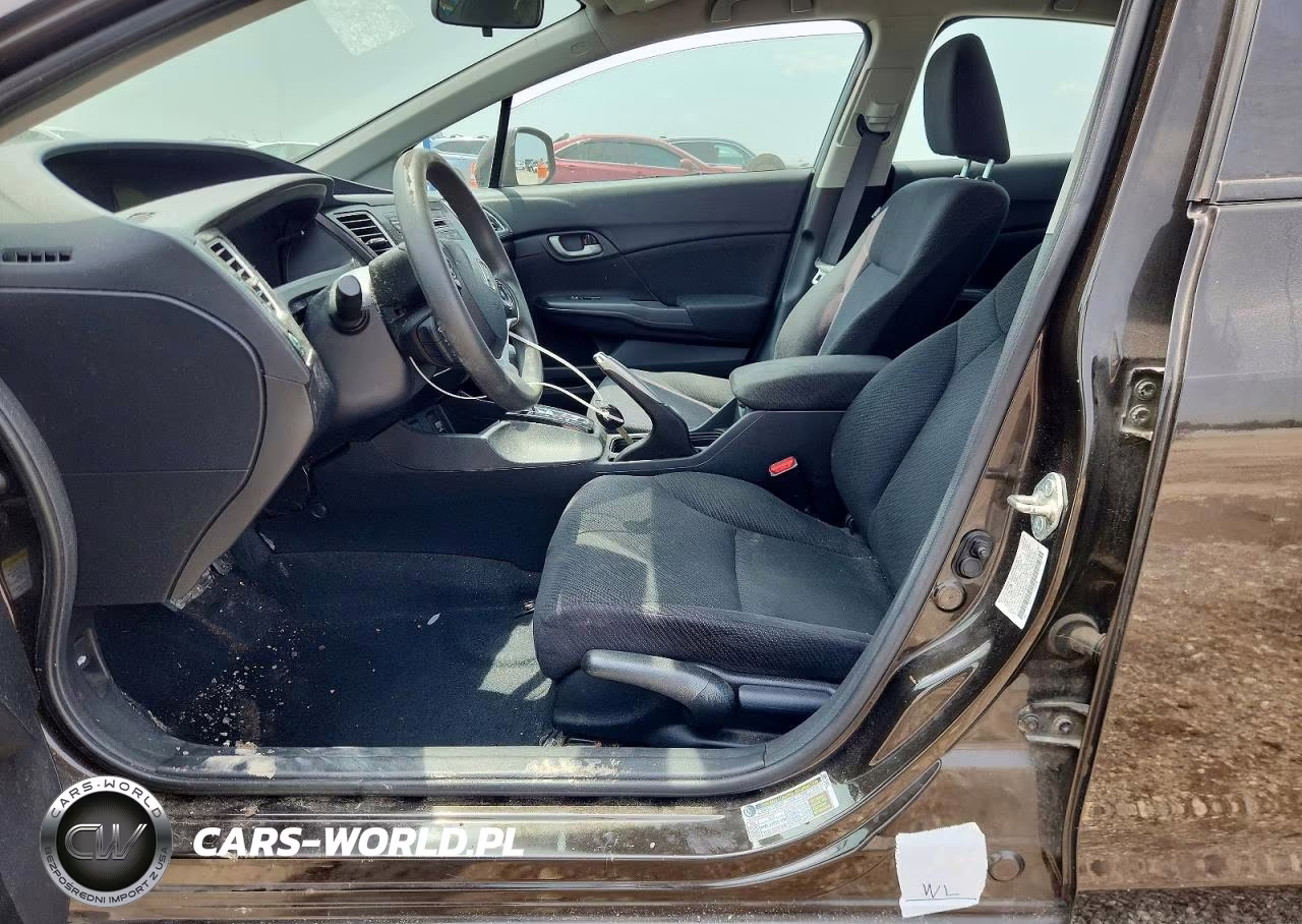 2013 Honda Civic Lx VIN:2HGFB2F5XDH586437 - 12