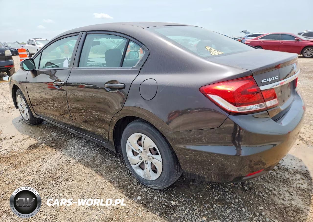 2013 Honda Civic Lx VIN:2HGFB2F5XDH586437 - 2