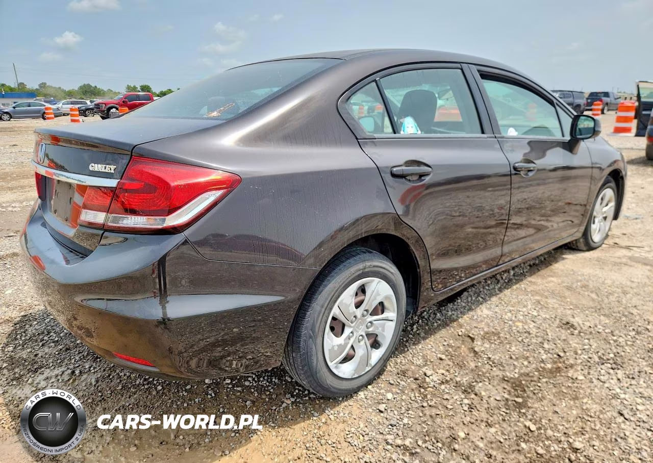 2013 Honda Civic Lx VIN:2HGFB2F5XDH586437 - 3