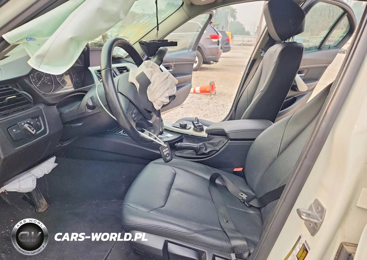 2018 BMW 320 I VIN:WBA8A9C50JK623147 - 7