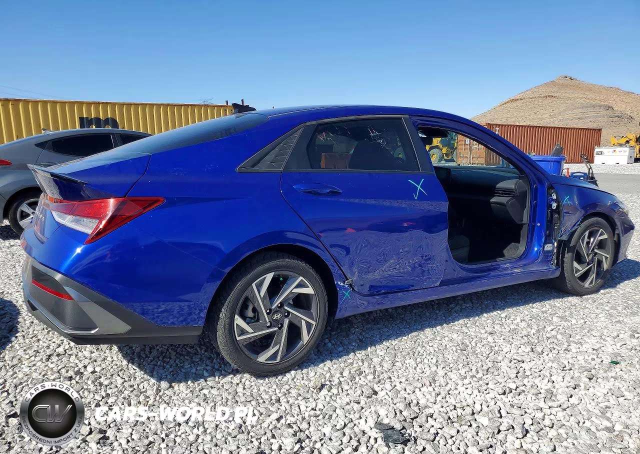 2025 Hyundai Elantra Sel Sport VIN:KMHLM4DG5SU868616 - 3