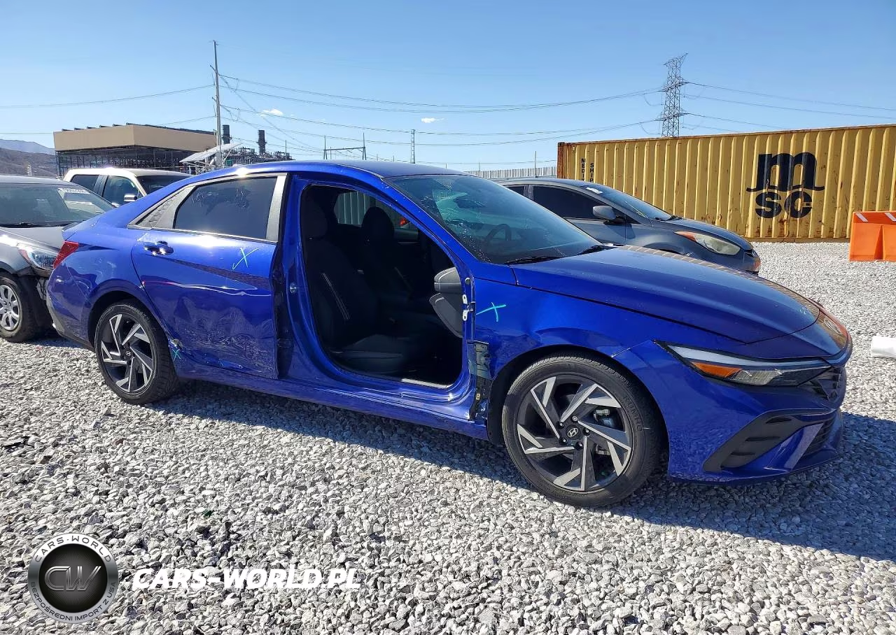2025 Hyundai Elantra Sel Sport VIN:KMHLM4DG5SU868616 - 4