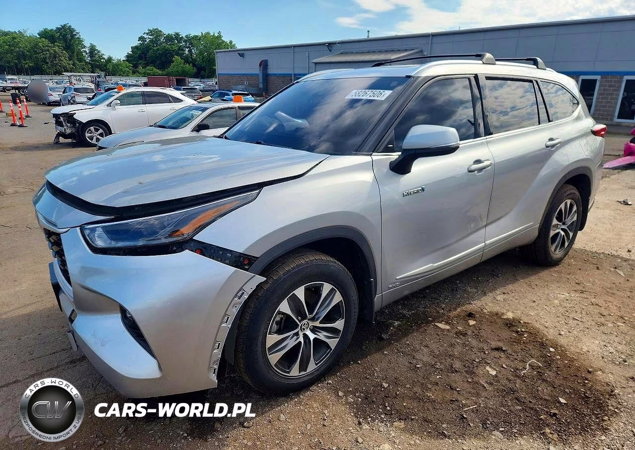2021 Toyota Highlander Hybrid Xle