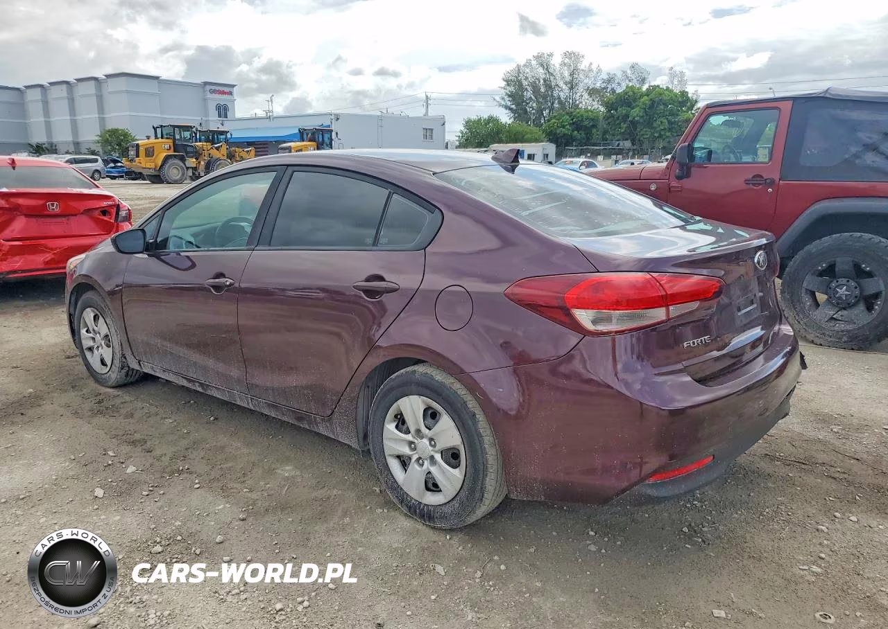 2018 Kia Forte Lx VIN:3KPFK4A71JE196692 - 2
