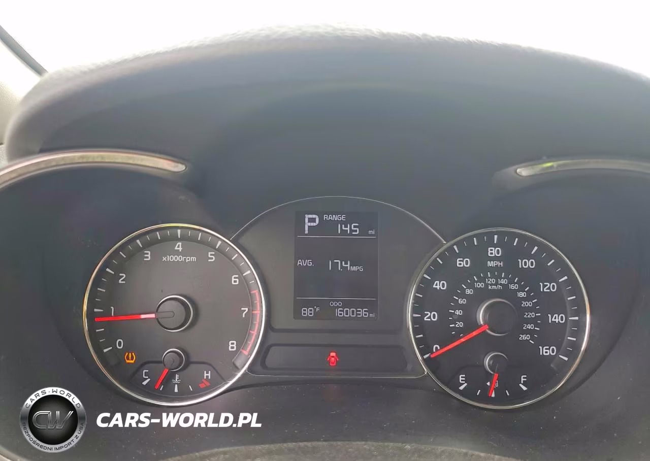 2018 Kia Forte Lx VIN:3KPFK4A71JE196692 - 9