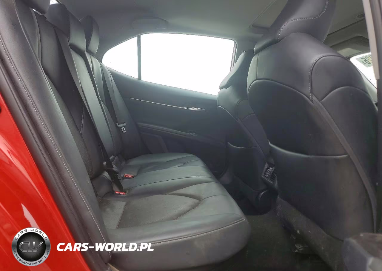 2023 Toyota Camry Xse VIN:4T1K31AK7PU046588 - 10