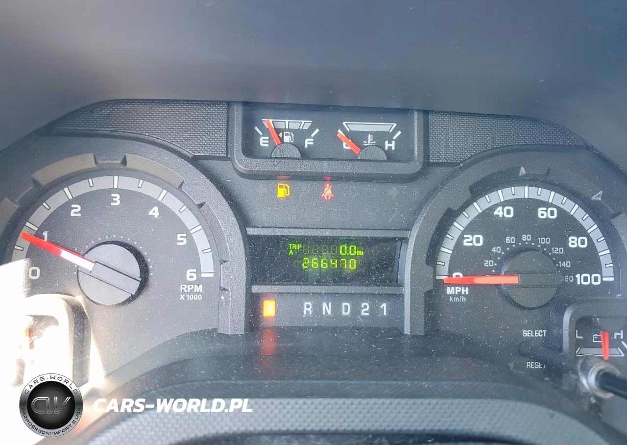 2013 Ford Econoline E250 Van VIN:1FTNE2EL8DDA07279 - 9