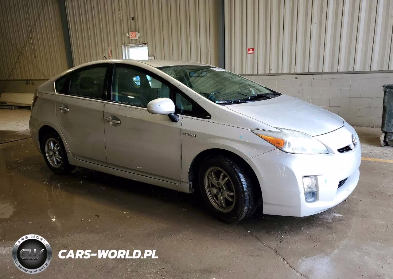 2011 Toyota Prius Three VIN:JTDKN3DU5B1433559 - 4