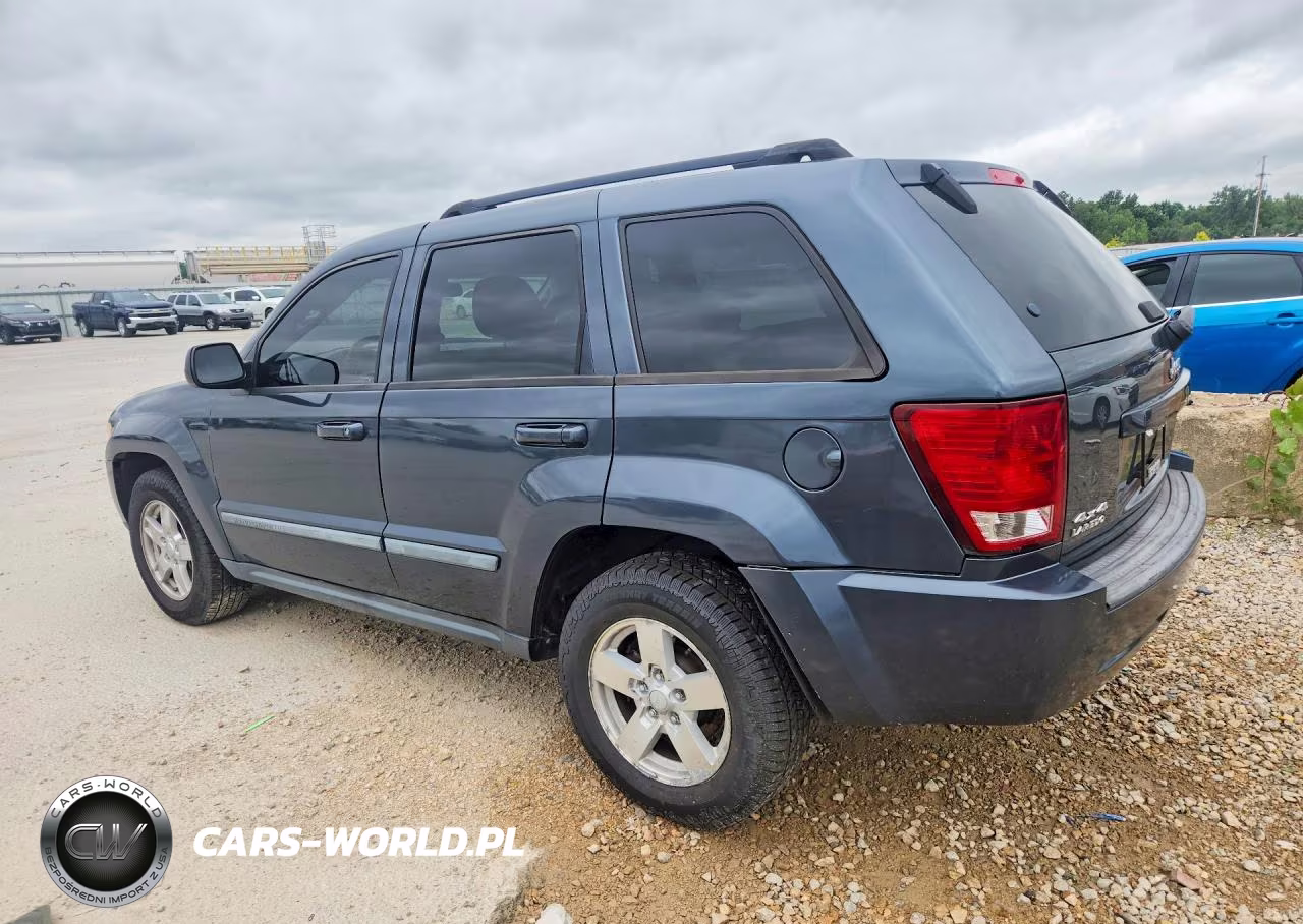 2007 Jeep Grand Cherokee Laredo VIN:1J8GR48K37C559819 - 2