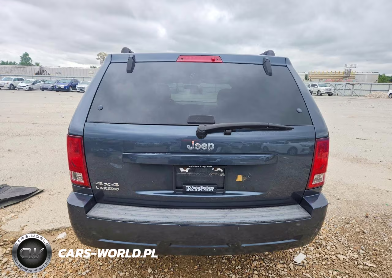 2007 Jeep Grand Cherokee Laredo VIN:1J8GR48K37C559819 - 6