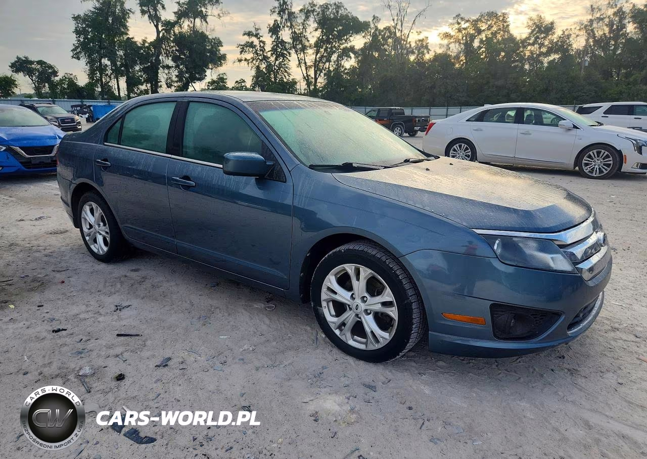 2012 Ford Fusion Se VIN:3FAHP0HA0CR194101 - 4