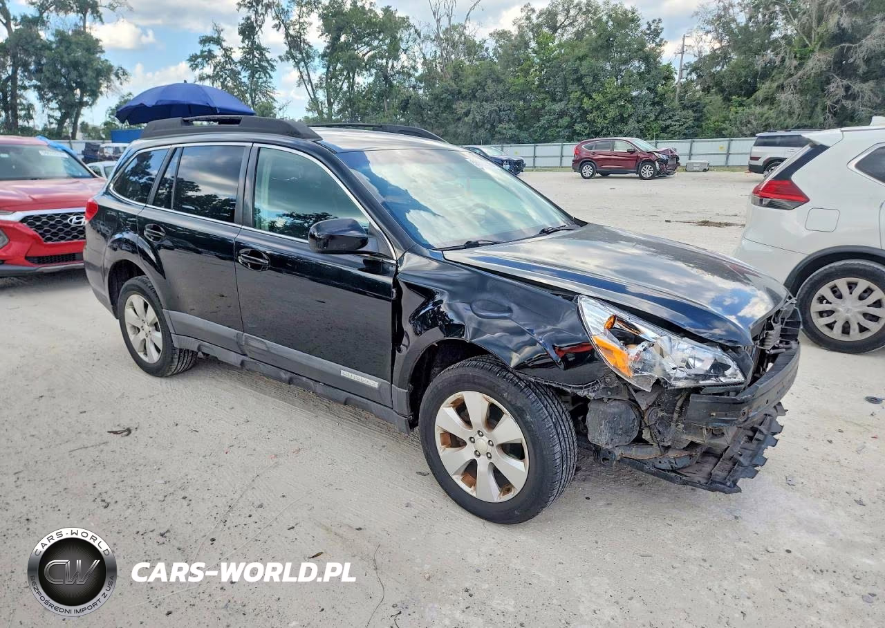 2010 Subaru Outback 2.5I Premium VIN:4S4BRBCC5A3373143 - 4
