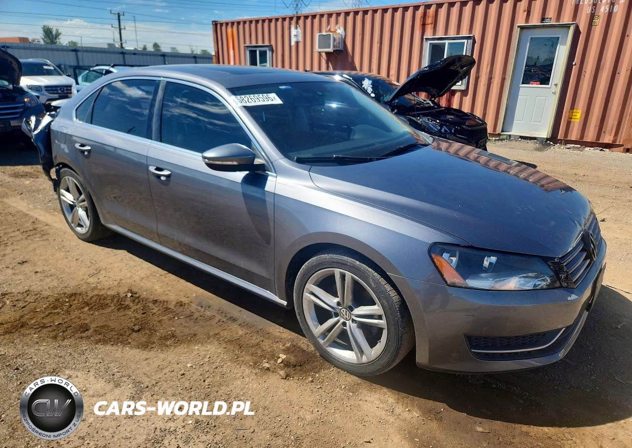 2012 Volkswagen Passat Se VIN:1VWBP7A31CC051173 - 4