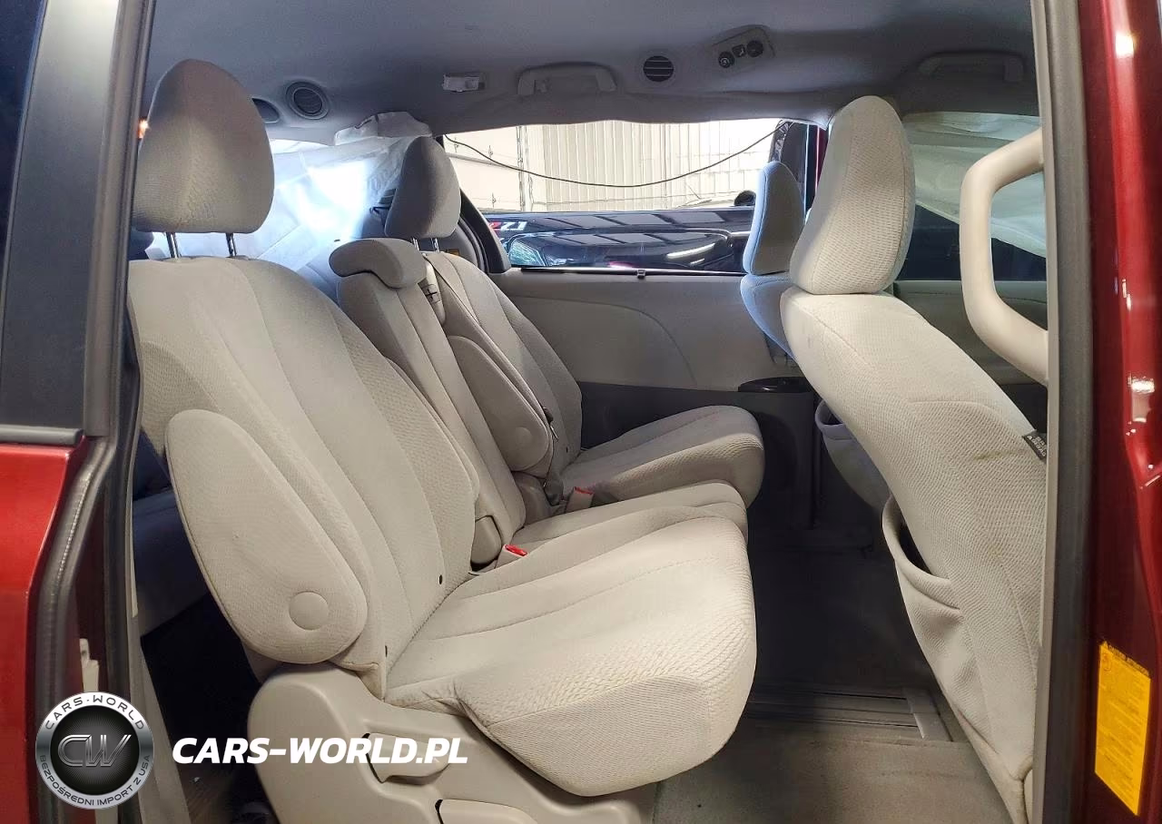 2011 Toyota Sienna Le VIN:5TDKK3DC0BS148335 - 11