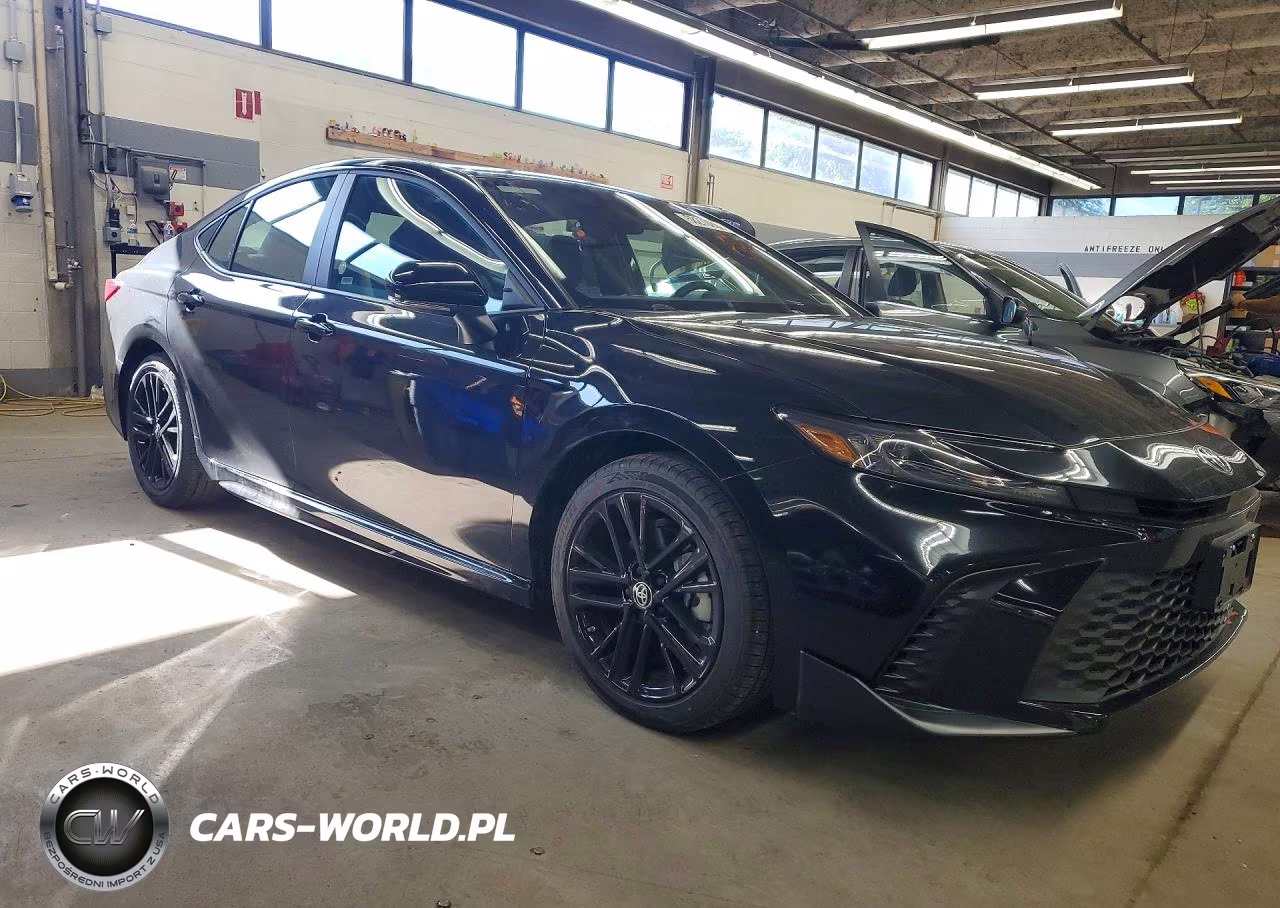 2026 Toyota Camry Se VIN:4T1DAACKXTU282321 - 4