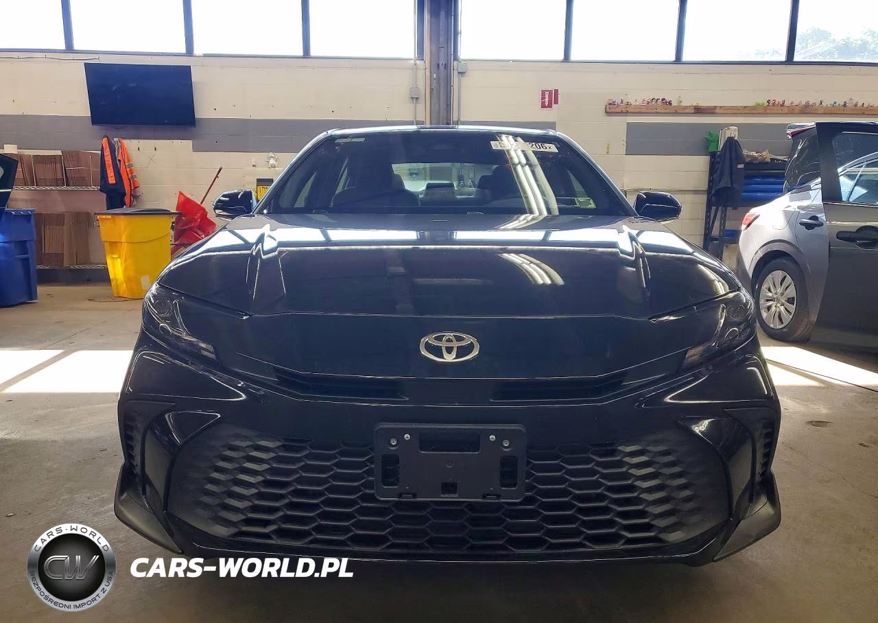 2026 Toyota Camry Se VIN:4T1DAACKXTU282321 - 5