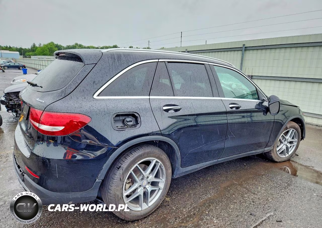 2017 Mercedes-Benz Glc 300 4Matic VIN:WDC0G4KB7HF140874 - 3