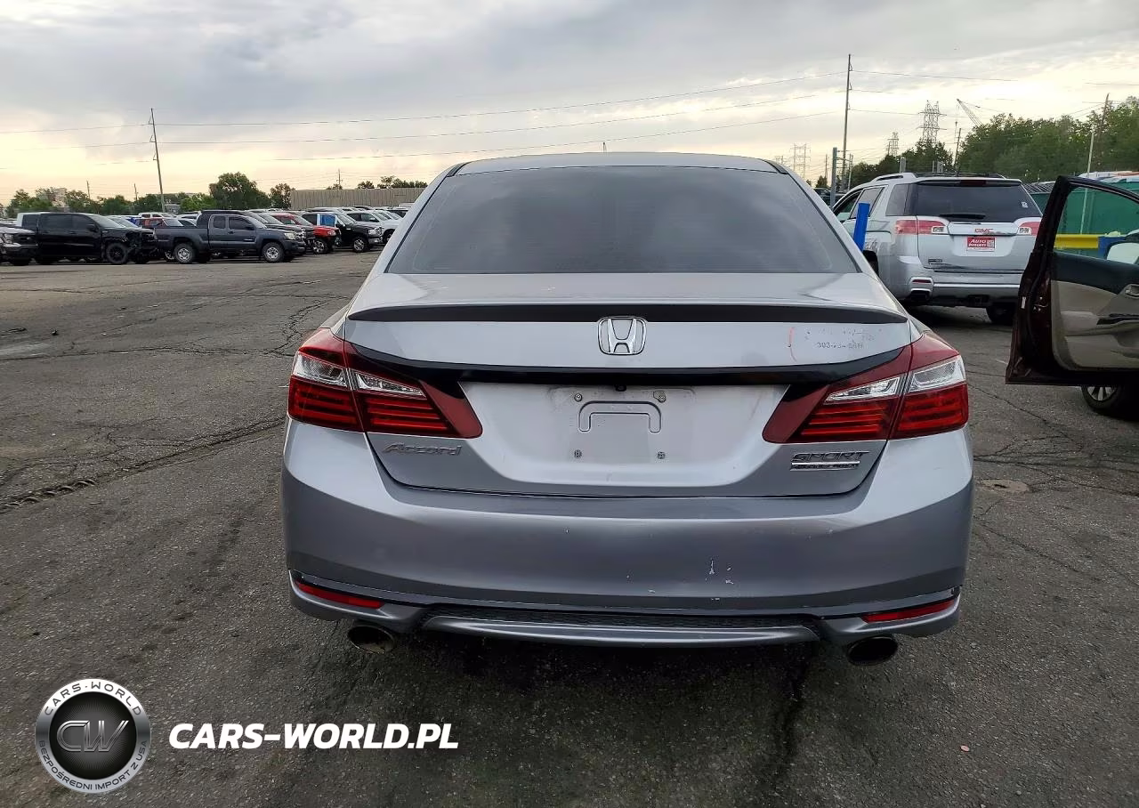 2017 Honda Accord Sport Special Edition VIN:1HGCR2F15HA076240 - 6
