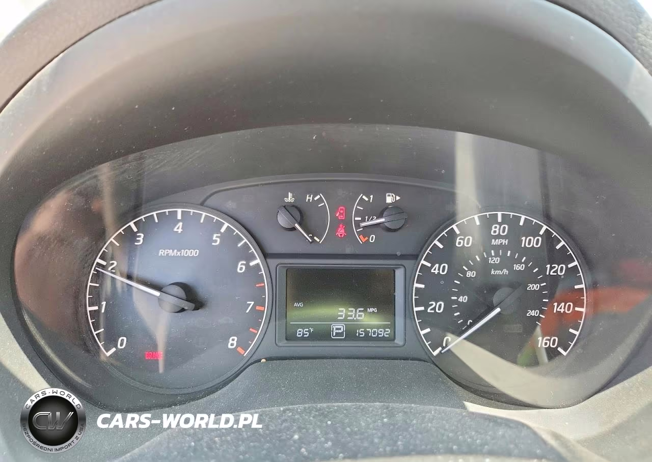 2016 Nissan Sentra S VIN:3N1AB7AP9GY235079 - 9