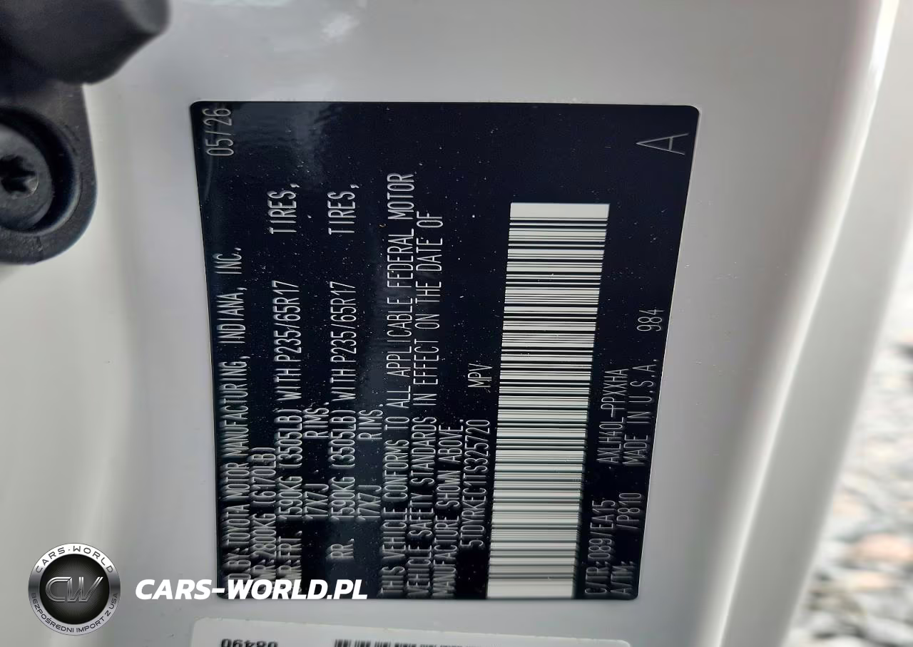 2026 Toyota Sienna Xle 8-Passenger VIN:5TDYRKEC1TS325720 - 13