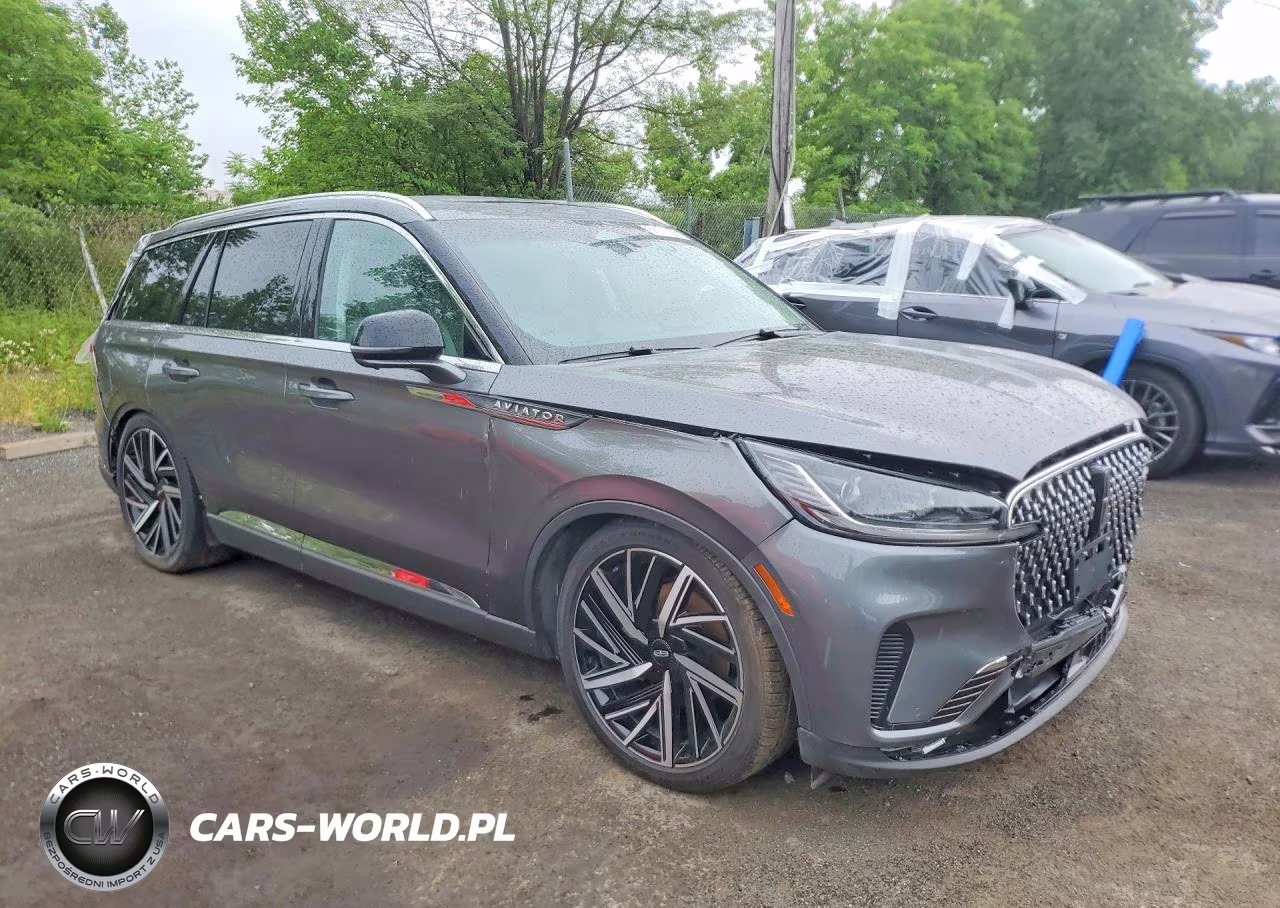 2025 Lincoln Aviator Reserve VIN:5LM5J7XC4SGL11395 - 4