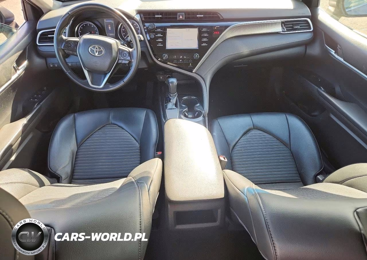 2018 Toyota Camry Se VIN:4T1B11HK1JU066984 - 8