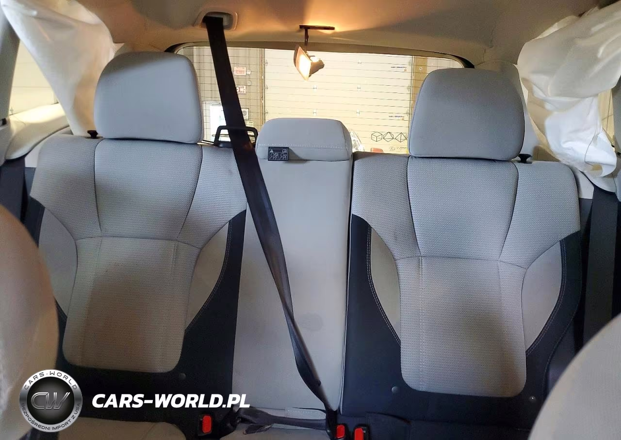 2019 Subaru Forester VIN:JF2SKAAC4KH440066 - 10
