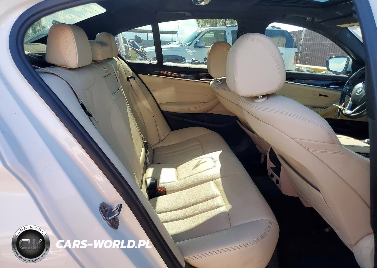 2018 BMW 530 I VIN:WBAJA5C59JWA36564 - 10