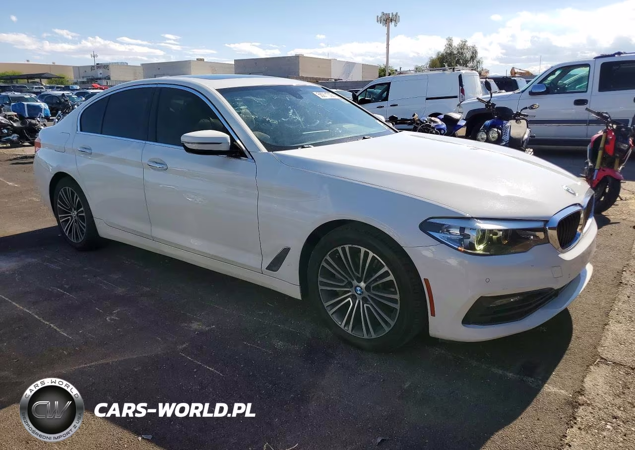 2018 BMW 530 I VIN:WBAJA5C59JWA36564 - 4