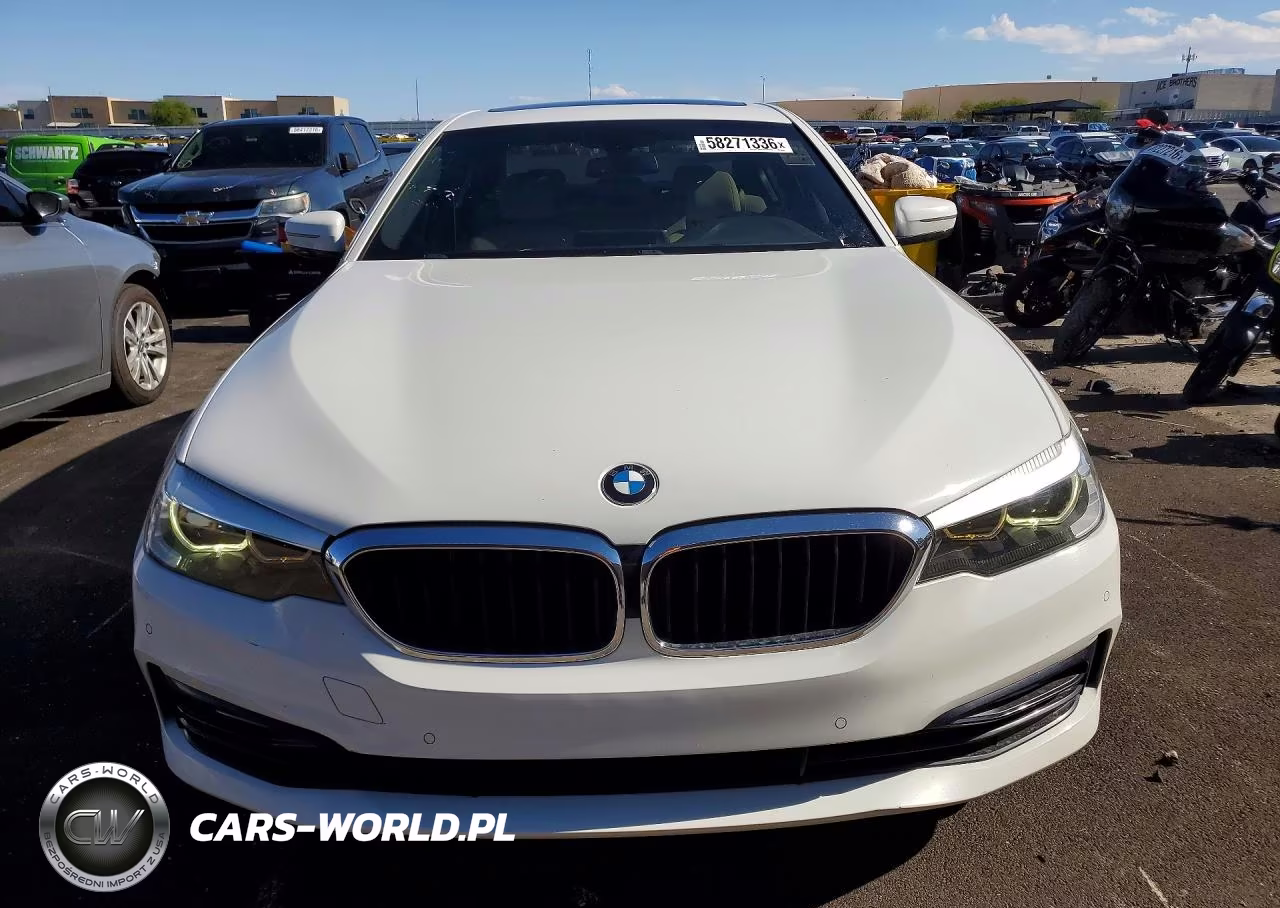 2018 BMW 530 I VIN:WBAJA5C59JWA36564 - 5