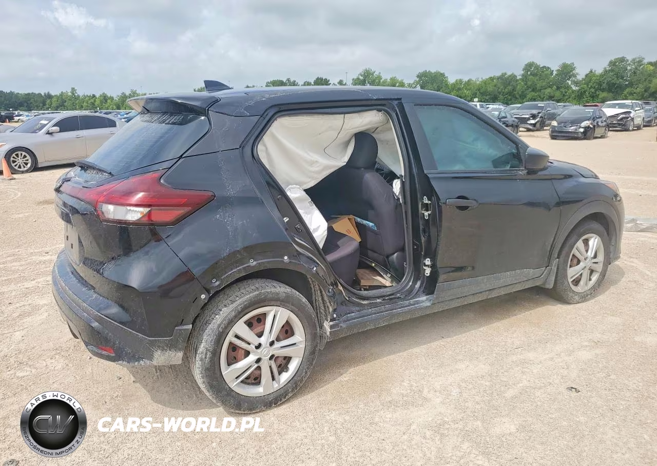 2023 Nissan Kicks S VIN:3N1CP5BV3PL532132 - 3