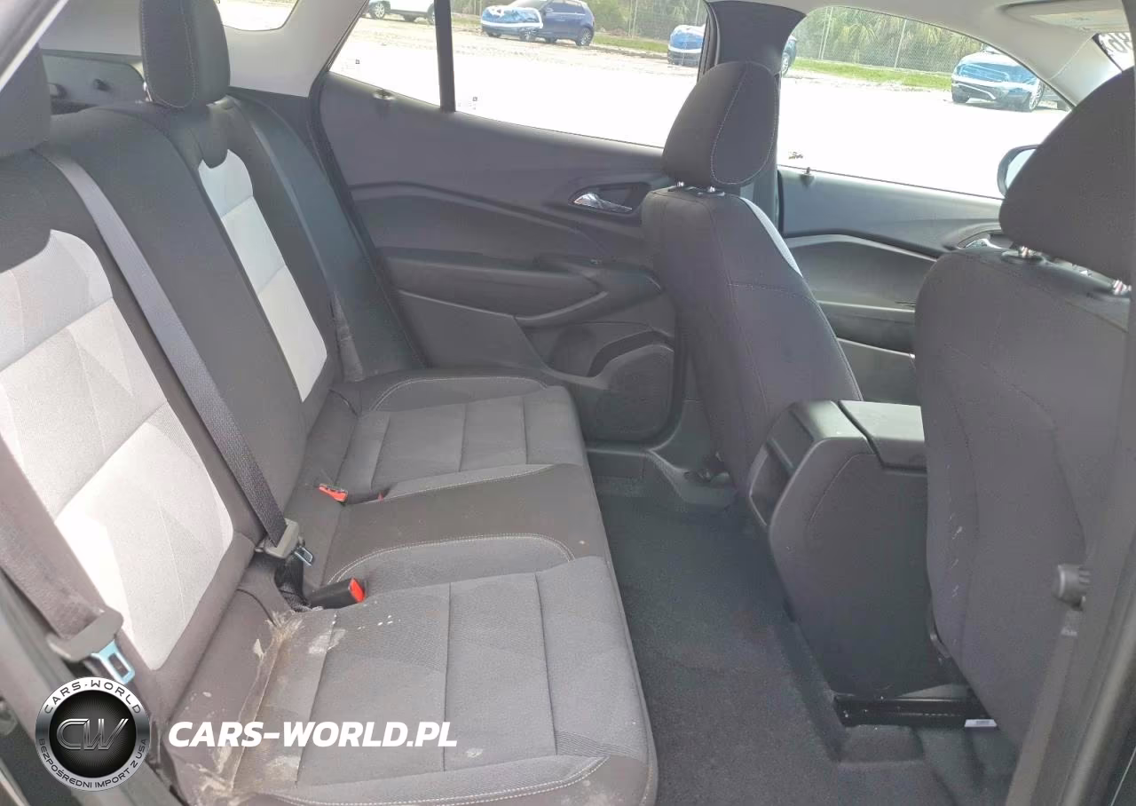 2026 Chevrolet Trax Ls VIN:KL77LFEP0TC110884 - 11