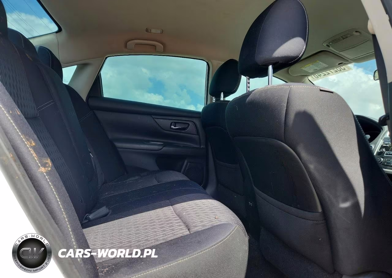 2018 Nissan Altima 2.5 S VIN:1N4AL3AP6JC149740 - 10