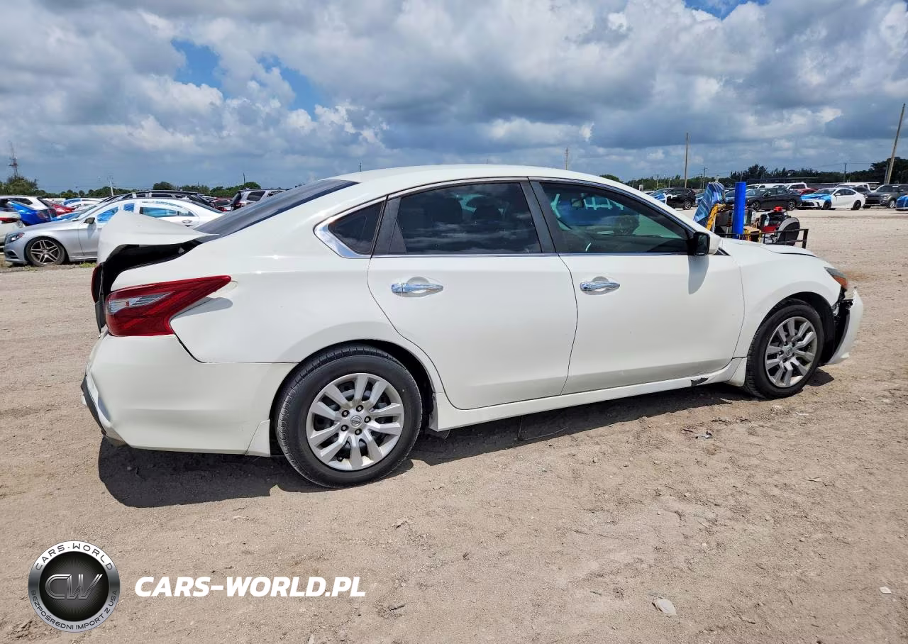 2018 Nissan Altima 2.5 S VIN:1N4AL3AP6JC149740 - 3