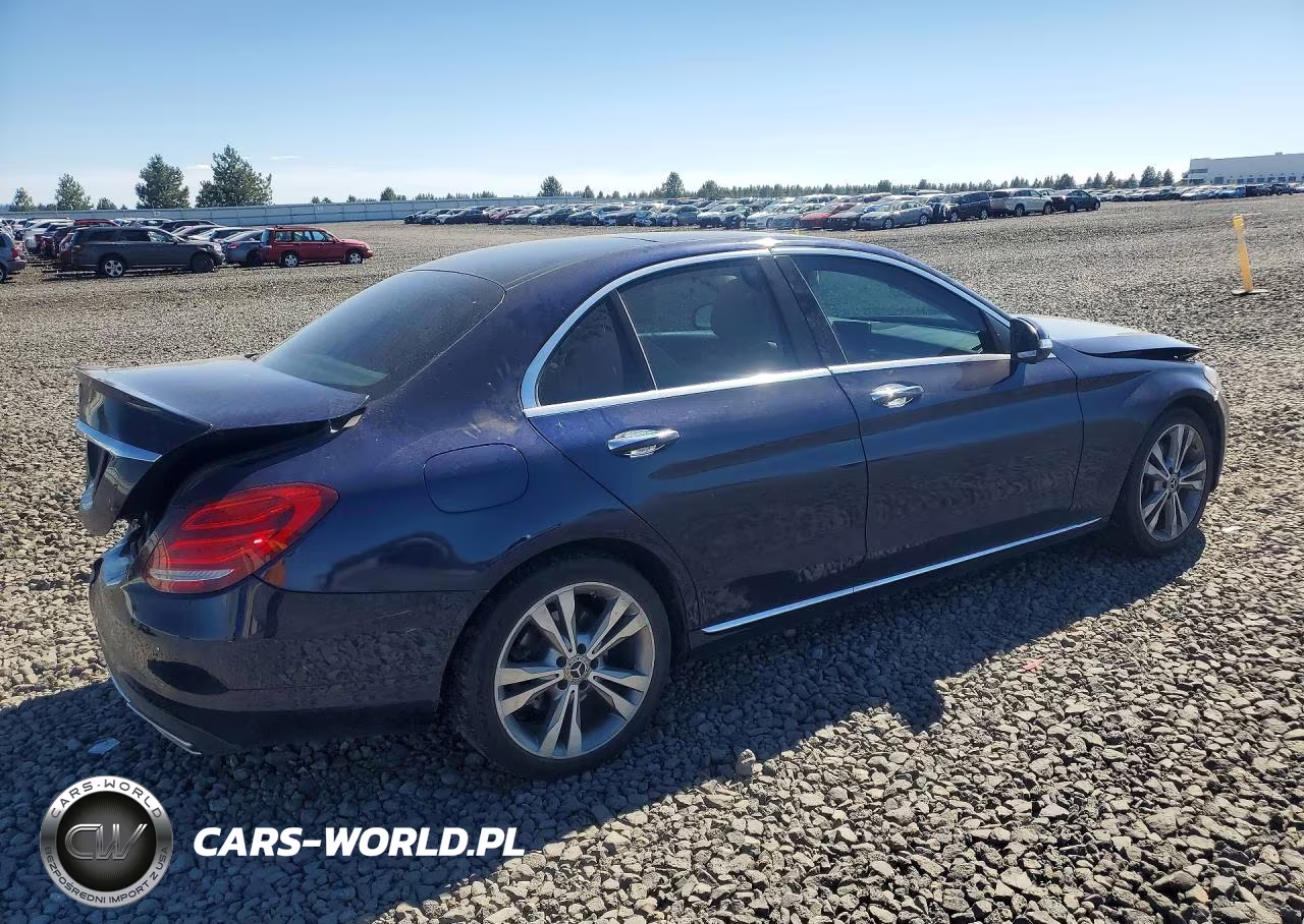 2018 Mercedes-Benz C 300 VIN:WDDWF4JB8JR418924 - 3