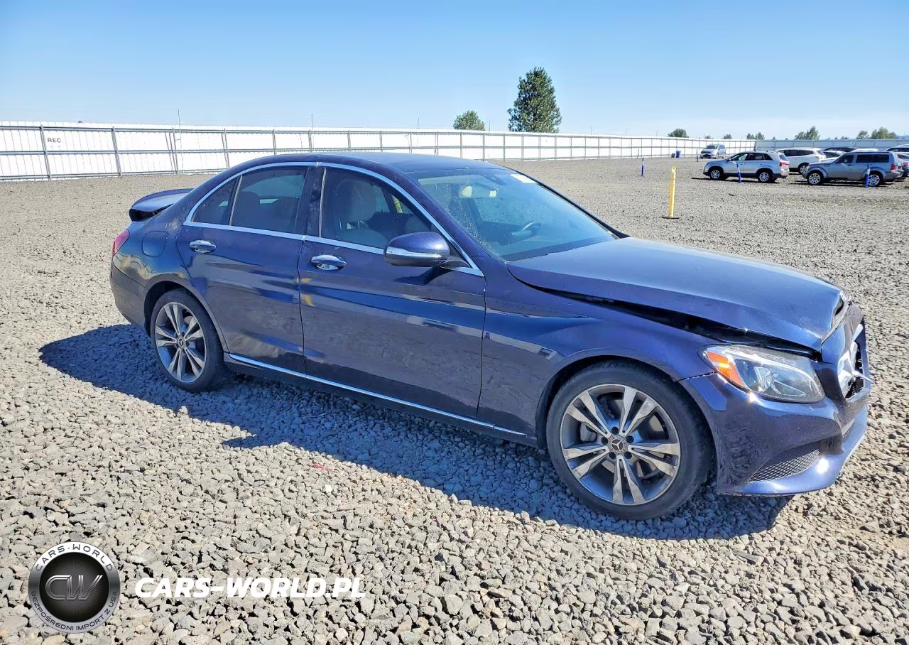 2018 Mercedes-Benz C 300 VIN:WDDWF4JB8JR418924 - 4