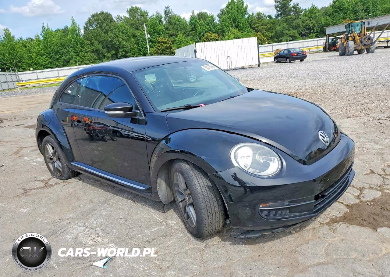2014 Volkswagen Beetle VIN:3VWJX7AT7EM631685 - 4