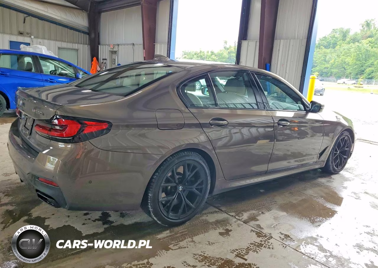 2022 BMW M550Xi VIN:WBA13BK0XNCH90191 - 3